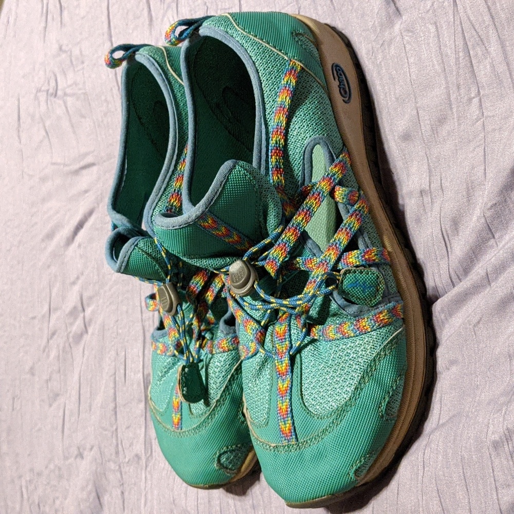 Chaco Girls Size 5 Water/Hiking Shoes